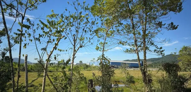 Terreno / Lote / Condomínio para alugar, 10m² no Escalvados, Navegantes