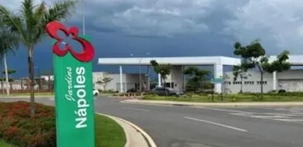 Casa de Condomínio com 3 Quartos à venda, 202m² no Jardins Nápoles, Senador Canedo