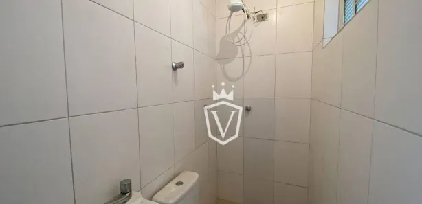 Loja / Salão / Ponto Comercial para alugar, 250m² no Vila Vianelo, Jundiaí
