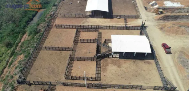 Fazenda / Sítio / Chácara à venda, 2000m² no Chácara Marambaia, Caçapava