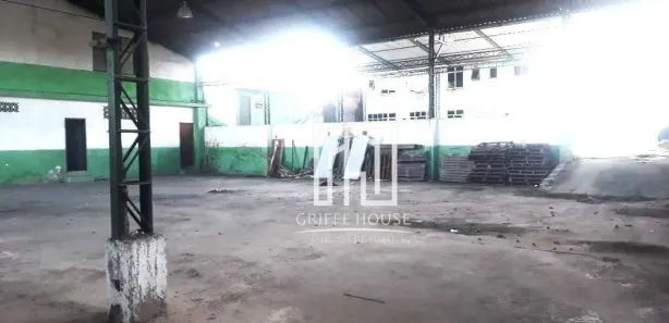 Galpão / Depósito / Armazém para venda ou aluguel, 1500m² no Chácaras Rio-Petrópolis, Duque de Caxias