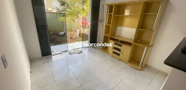 Casa com 2 Quartos para alugar, 100m² no Nações, Fazenda Rio Grande