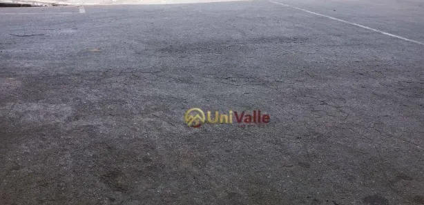 Galpão / Depósito / Armazém para alugar, 2500m² no Centro, Taubaté