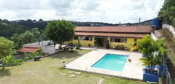 Fazenda / Sítio / Chácara com 4 Quartos à venda, 1000m² no , Mairinque