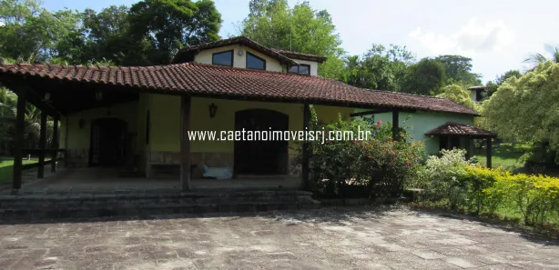Fazenda / Sítio / Chácara com 5 Quartos à venda, 4700m² no Papucaia, Cachoeiras de Macacu