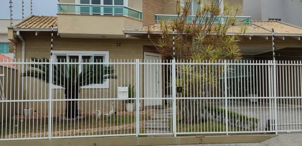Sobrado com 3 Quartos à venda, 242m² no , São Francisco do Sul