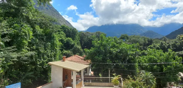 Casa de Condomínio com 2 Quartos para alugar, 120m² no Limoeiro, Guapimirim