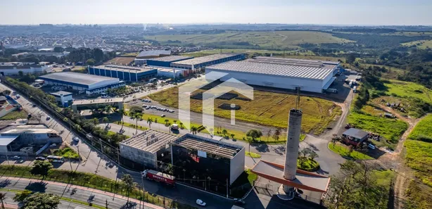 Prédio Inteiro com 13 Quartos para alugar, 530m² no Chácara Monte Alegre, Sumaré