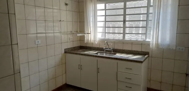 Sobrado com 3 Quartos à venda, 178m² no Vila José Kalil Aun, Cosmópolis