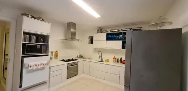 Casa de Condomínio com 4 Quartos para alugar, 850m² no Busca Vida (Abrantes), Camaçari