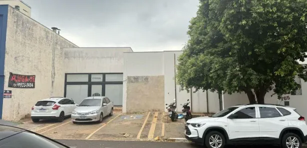 Prédio Inteiro para venda ou aluguel, 345m² no Vila Bandeirantes, Araçatuba