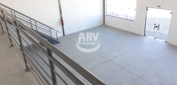 Loja / Salão / Ponto Comercial para alugar, 307m² no Distrito Industrial Ritter, Cachoeirinha