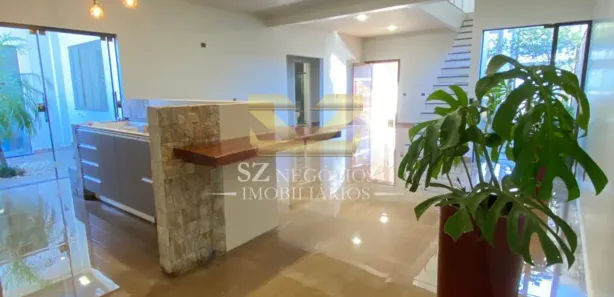 Sobrado com 4 Quartos à venda, 270m² no Corbélia, Corbélia