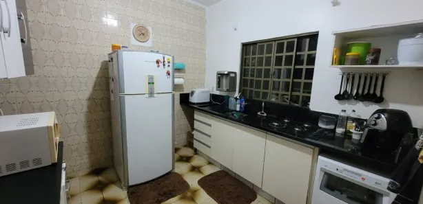 Sobrado com 3 Quartos à venda, 272m² no , Sertanópolis