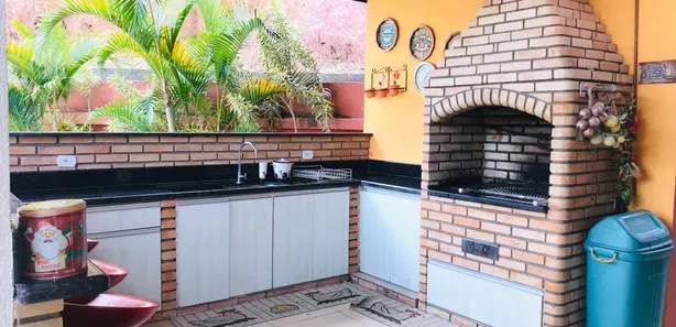 Fazenda / Sítio / Chácara com 4 Quartos à venda, 500m² no Zona Rural, Nazaré Paulista