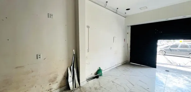 Loja / Salão / Ponto Comercial para alugar, 62m² no Piabetá (Inhomirim), Magé