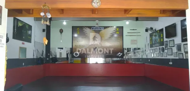 Galpão / Depósito / Armazém à venda, 144m² no Jardim Flamboyant, Cabo Frio