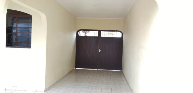 Casa com 3 Quartos para alugar, 154m² no Montalvão, Presidente Prudente