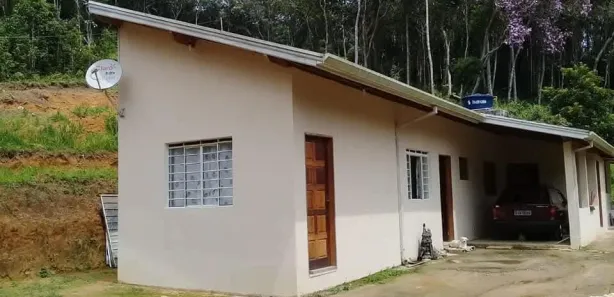 Fazenda / Sítio / Chácara à venda, 2501m² no Centro, Juquitiba