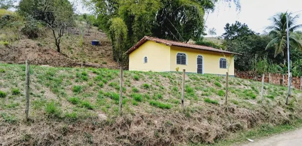 Fazenda / Sítio / Chácara com 2 Quartos à venda, 5280m² no , Rio Bonito