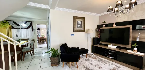 Sobrado com 3 Quartos à venda, 84m² no Vila Juliana, Piraquara