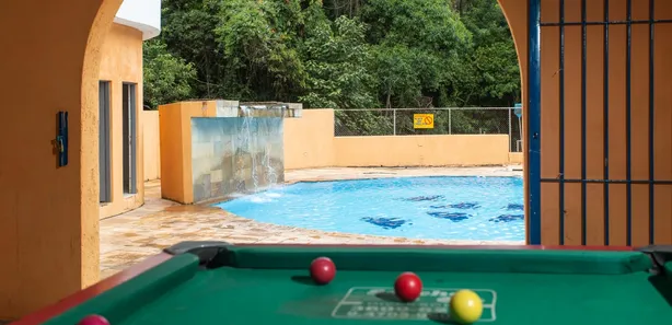 Fazenda / Sítio / Chácara com 8 Quartos à venda, 1500m² no Águas da Cascata, Francisco Morato