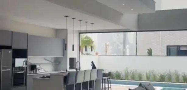 Casa de Condomínio com 3 Quartos para alugar, 246m² no Santa Regina, Camboriú