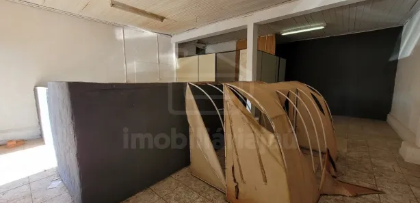 Loja / Salão / Ponto Comercial para alugar, 50m² no Chácara Braz Miraglia, Jaú