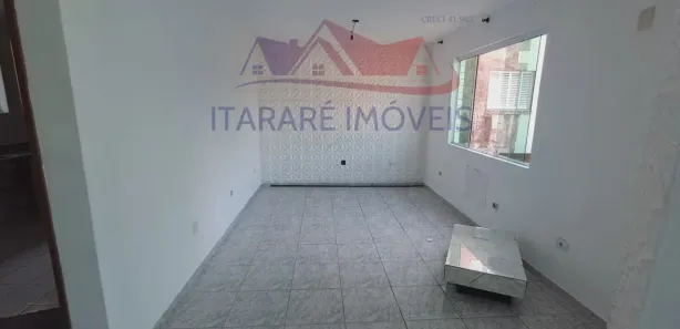 Casa com 3 Quartos para alugar, 110m² no Vila Voturua, São Vicente