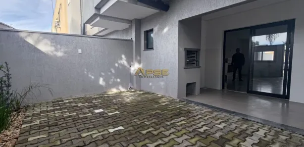 Sobrado com 3 Quartos à venda, 143m² no Igara, Canoas