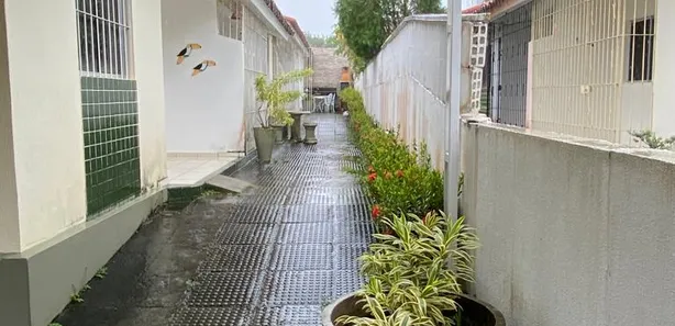 Casa com 2 Quartos para venda ou aluguel, 56m² no Maria Farinha, Paulista