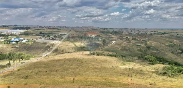Terreno / Lote / Condomínio à venda, 51000m² no Brazlândia, Brasília