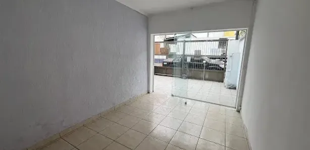Casa Comercial com 2 Quartos para alugar, 85m² no Centro, Suzano