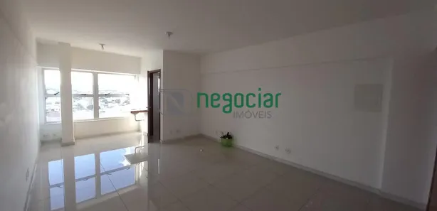 Conjunto Comercial / Sala à venda, 28m² no Centro, Betim