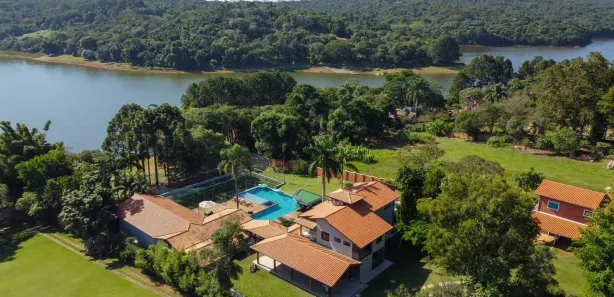 Fazenda / Sítio / Chácara com 10 Quartos à venda, 2100m² no Campo Verde, Ibiúna