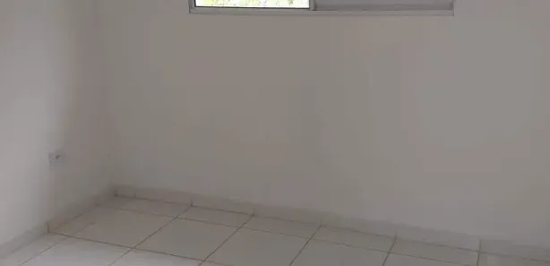 Casa de Condomínio com 2 Quartos para alugar, 75m² no Jardim São João, Jandira