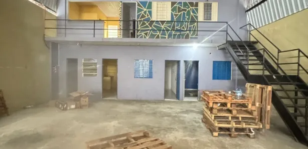 Galpão / Depósito / Armazém para alugar, 400m² no Novo Aleixo, Manaus