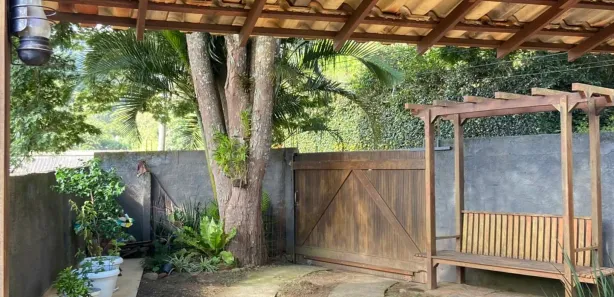 Casa com 3 Quartos à venda, 175m² no Samambaia, Petrópolis