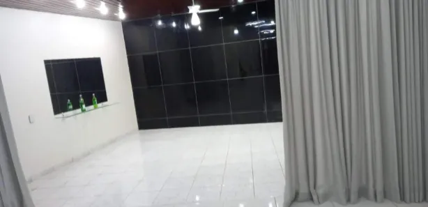 Galpão / Depósito / Armazém à venda, 180m² no Fabrício, Uberaba