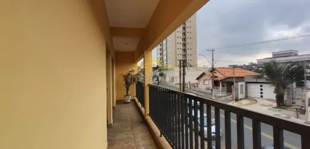 Casa com 3 Quartos para alugar, 220m² no Jardim São Domingos, Americana