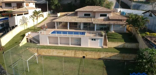 Fazenda / Sítio / Chácara com 3 Quartos à venda, 2300m² no , Mairinque