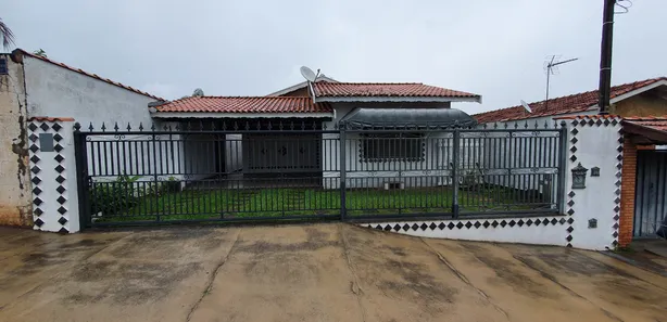 Casa com 3 Quartos à venda, 140m² no Cidarde Jardim, São Pedro