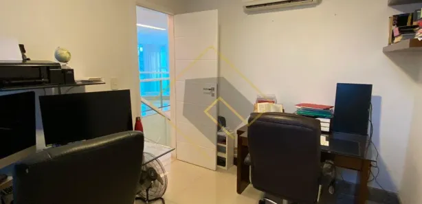 Casa de Condomínio com 4 Quartos para alugar, 300m² no Parque Califórnia, Campos dos Goytacazes