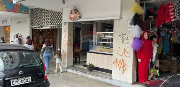 Loja / Salão / Ponto Comercial à venda, 60m² no Centro, Juiz de Fora