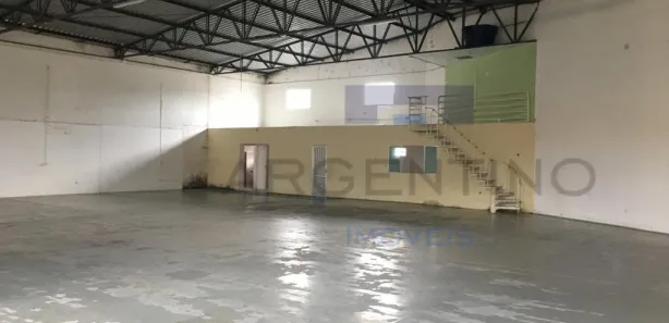 Galpão / Depósito / Armazém para alugar, 489m² no Vila Rea, Poá