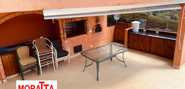 Casa de Condomínio com 5 Quartos para venda ou aluguel, 700m² no , Campos do Jordão