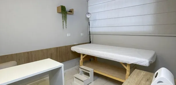 Loja / Salão / Ponto Comercial para alugar, 25m² no Jardim Social, Curitiba