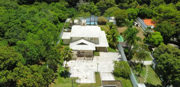 Casa de Condomínio com 4 Quartos à venda, 600m² no Portão, Lauro de Freitas