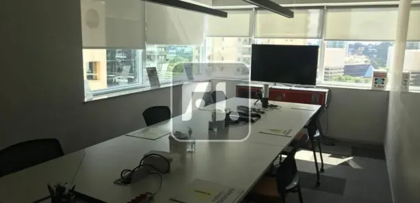 Conjunto Comercial / Sala para alugar, 350m² no Vila Olímpia, São Paulo