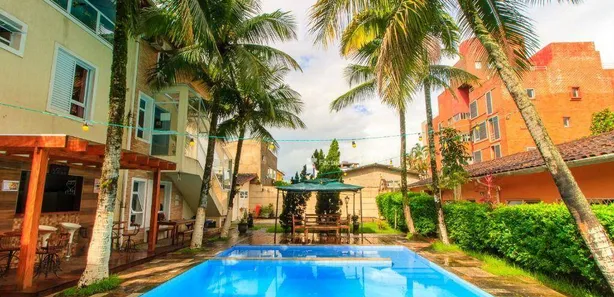 Hotel / Motel / Pousada com 21 Quartos à venda, 553m² no Enseada, Guarujá